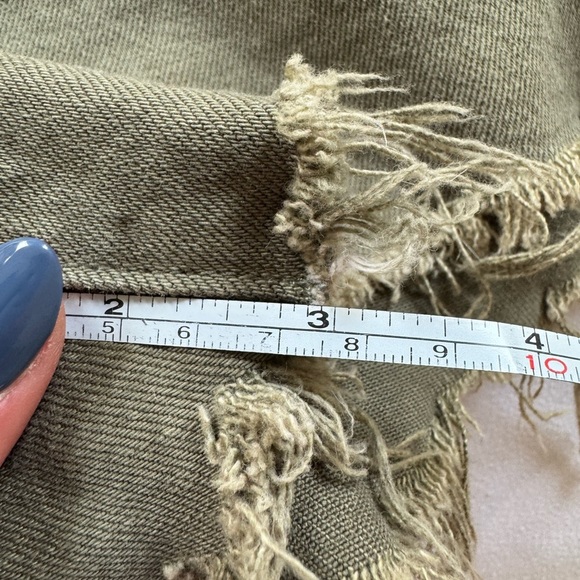 Hudson Army Green Kenzie Cut Off Jeans size 27 - Picture 7 of 7